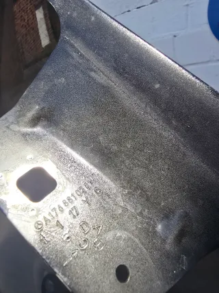 Mercedes A-Klasse W176 Kotflügel Vorne Rechts A1768810201 - Bild 7