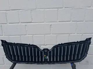 Skoda Superb 3T Kühlergrill Maske Frontgrill 3T0853668B original - Bild 4
