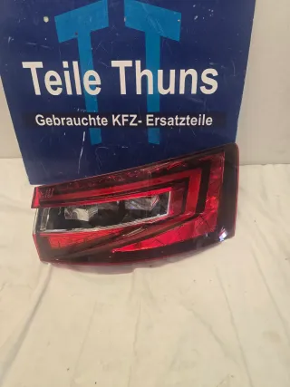 Skoda Superb III 3V Rückleuchte Rücklicht Rechts 3V5945208 - Bild 1