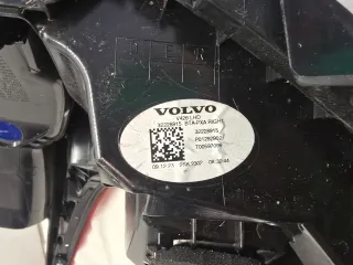 VOLVO XC60 II  Heckleuchte Rückleuchte Rücklicht rechts 32228915 - Bild 6