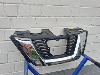 Nissan X-TRAIL T32 Kühlergrill 623106FR0C NEU ORIGINAL - Bild 3