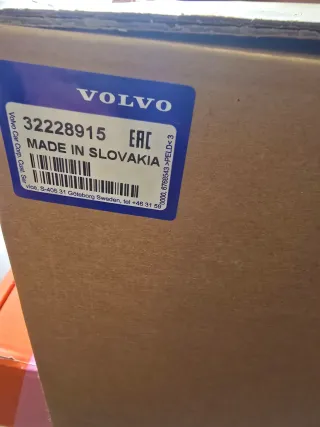 VOLVO XC60 II  Heckleuchte Rückleuchte Rücklicht rechts 32228915 - Bild 5