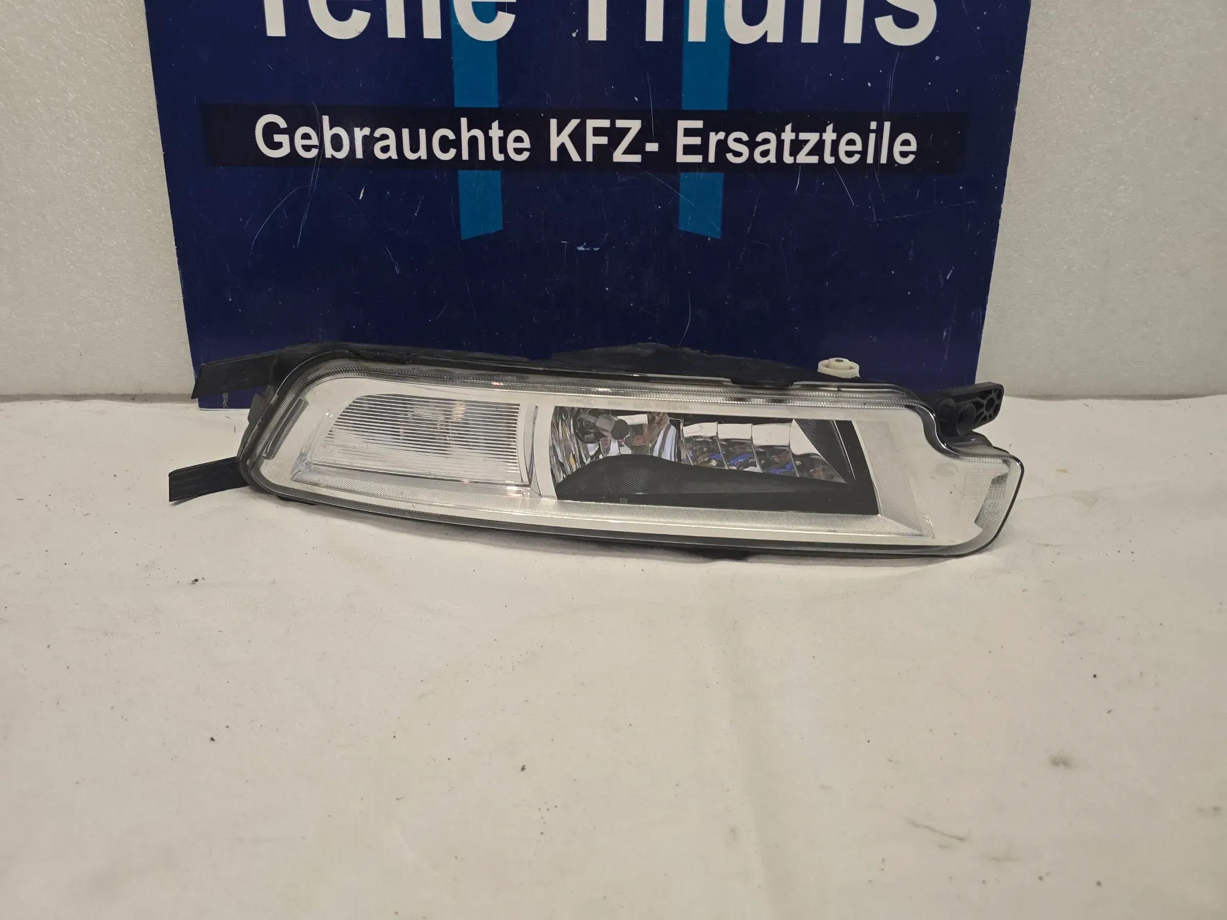 VW PASSAT 3G B8 Nebelscheinwerfer vorne rechts 3G0941662H - Bild 1