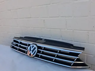 VW Passat 3G B8 R-line Facelift Grill Kühlergrill 3G0853651 - Bild 2