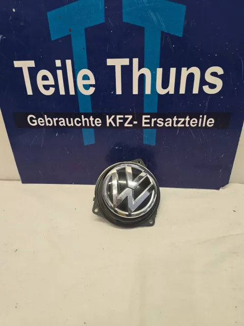 Background image for VW Passat B8 Limousine Logo Griff Öffner Heckklappe 3G5827469