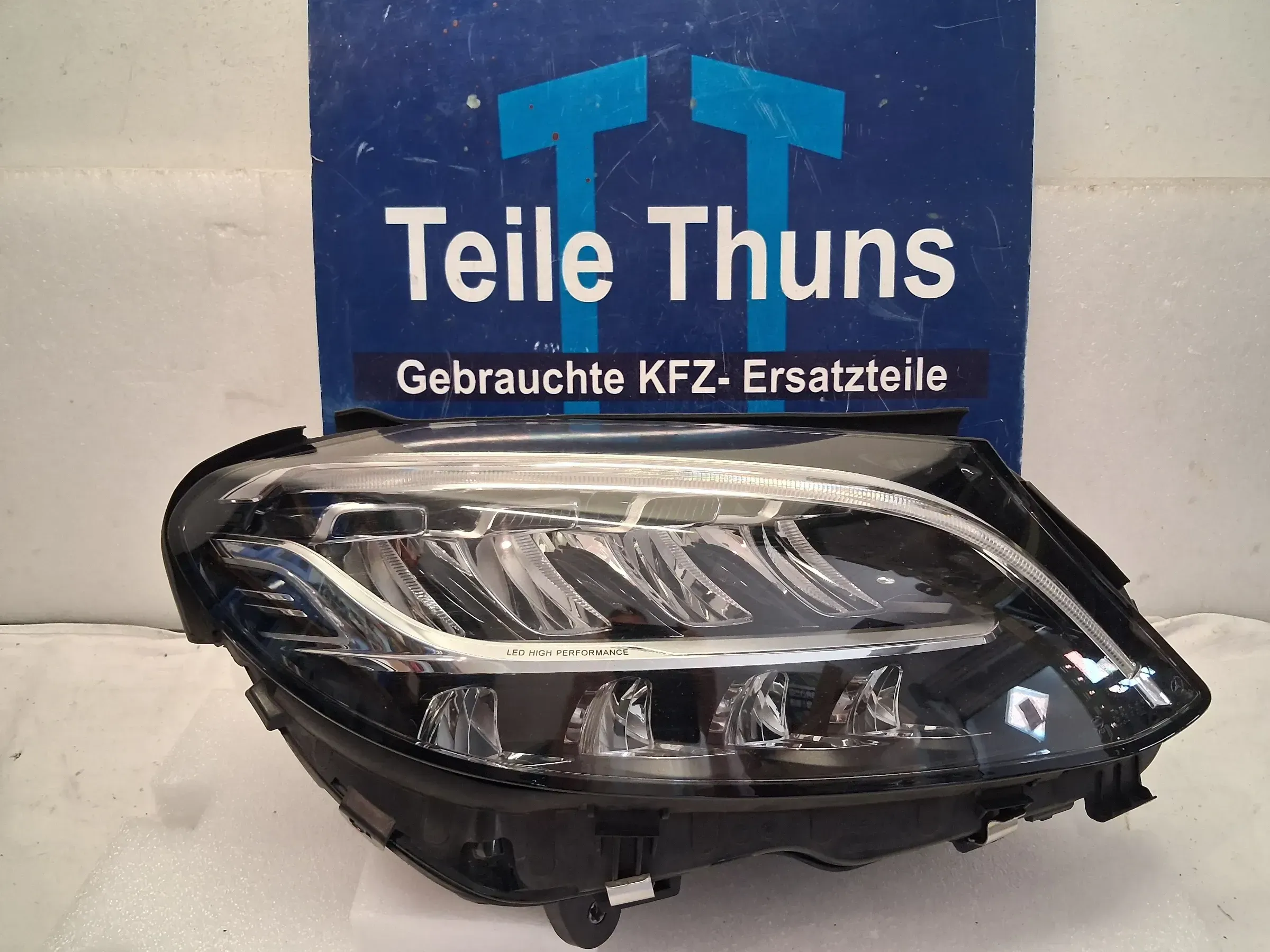 Mercedes C-Klasse W205 Facelift LED Scheinwerfer A2059068005 - Bild 1