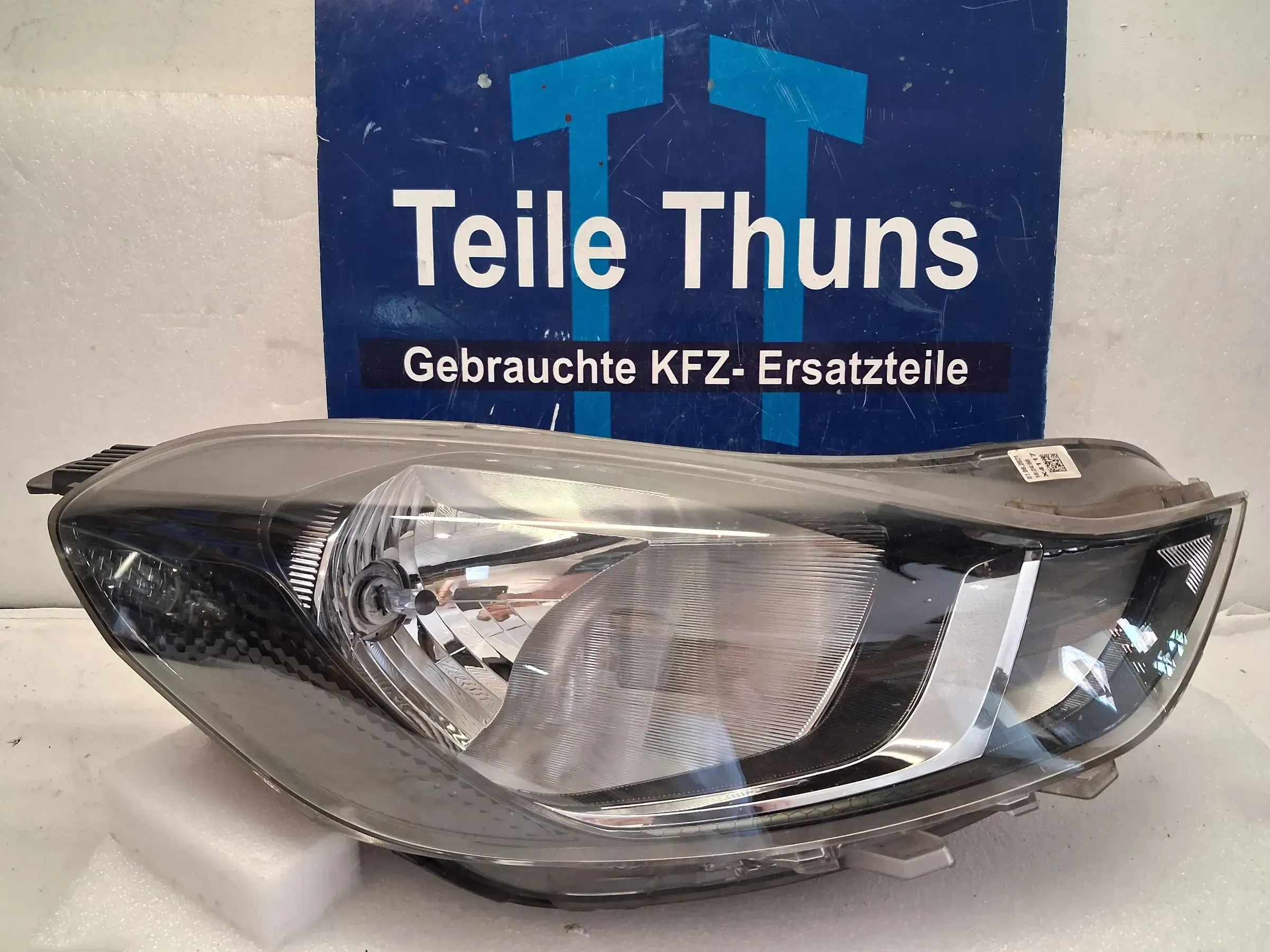 Hyundai i10 original Scheinwerfer vorne rechts 92102-K7000 - Bild 1