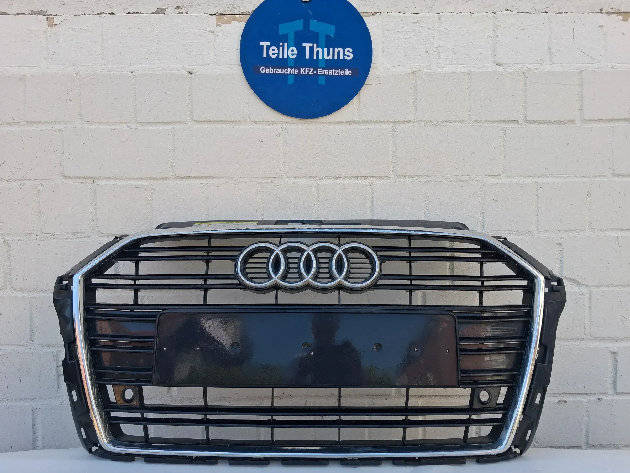 Audi A3 8V3 Kühlergrill Frontgrill Vorne 8V3853651AA - Bild 1