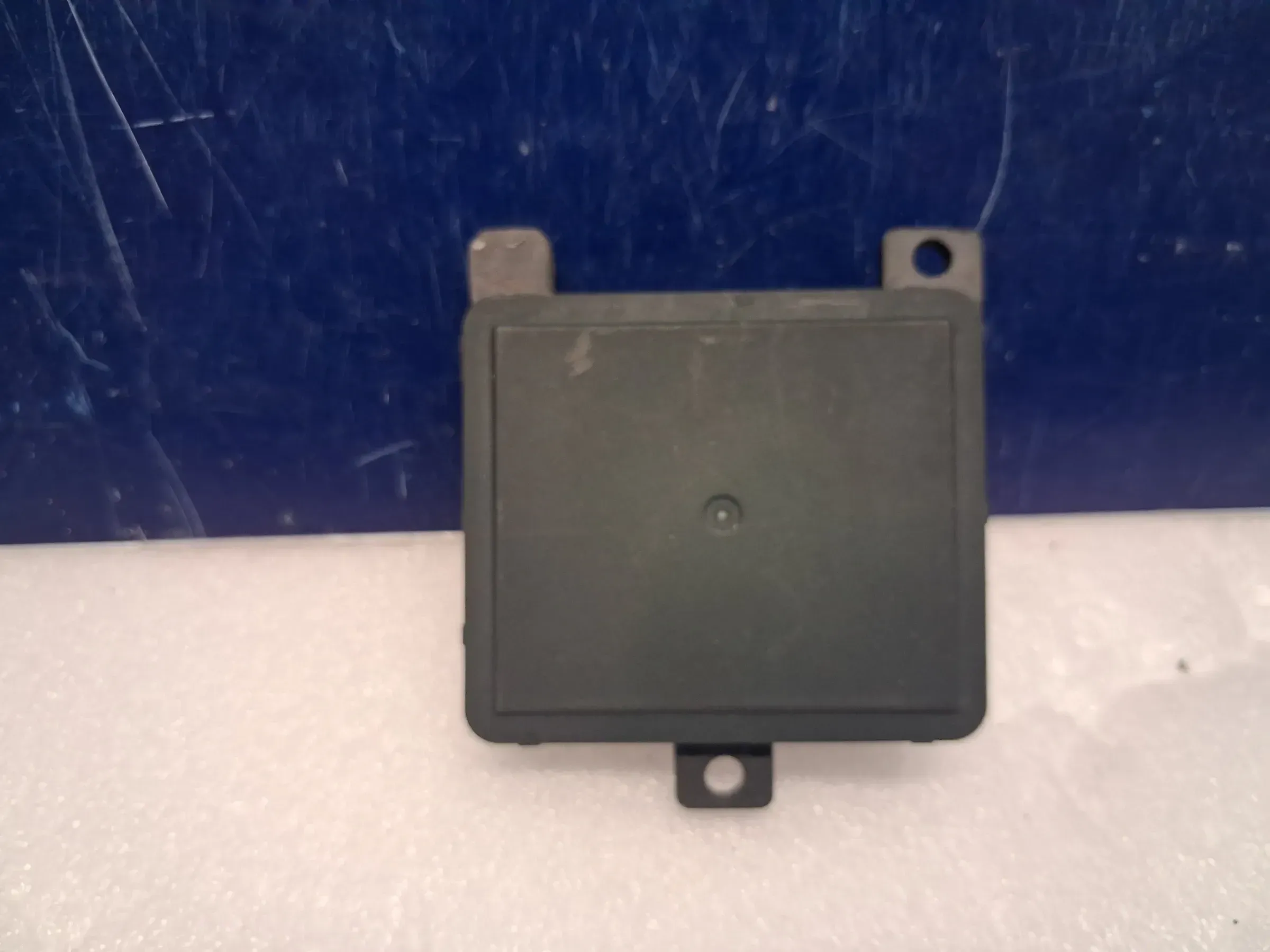 RENAULT SCENIC E-TECH Abstand Radar Sensor Distronic 284470679R - Bild 1