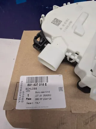 Audi Türschloss Schloss vorne Links 8X1837015E *NEU* - Bild 5